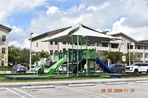 Condominio en venta en Doral, Florida, 2 dormitorios, 105.44 m2 № 2044447 - foto 25