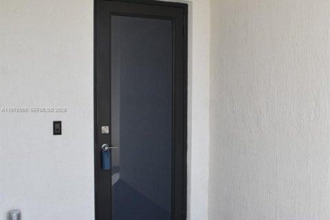 Condominio en venta en Doral, Florida, 2 dormitorios, 105.44 m2 № 2044447 - foto 6