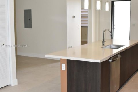 Condominio en venta en Doral, Florida, 2 dormitorios, 105.44 m2 № 2044447 - foto 14