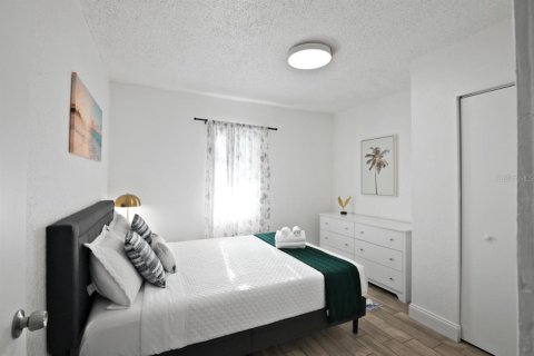 House in Winter Haven, Florida 2 bedrooms, 110.37 sq.m. № 1813635 - photo 14