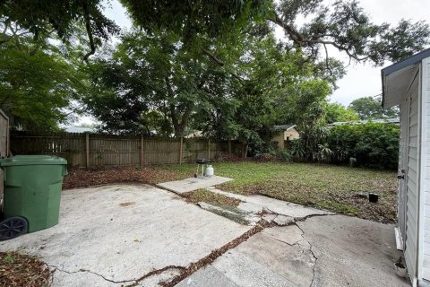 House in Winter Haven, Florida 2 bedrooms, 110.37 sq.m. № 1813635 - photo 5