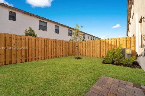Touwnhouse à louer à Homestead, Floride: 3 chambres, 169.73 m2 № 2003100 - photo 28