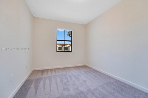 Touwnhouse à louer à Homestead, Floride: 3 chambres, 169.73 m2 № 2003100 - photo 20