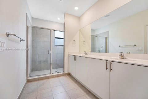 Touwnhouse à louer à Homestead, Floride: 3 chambres, 169.73 m2 № 2003100 - photo 18