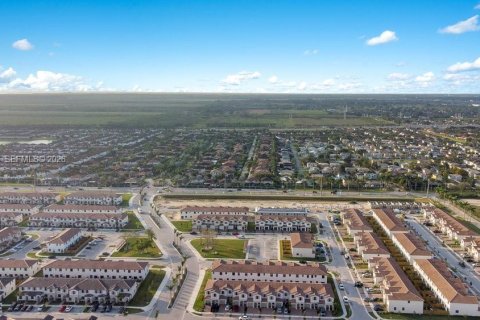 Touwnhouse à louer à Homestead, Floride: 3 chambres, 169.73 m2 № 2003100 - photo 30