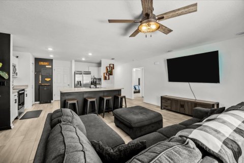 Casa en venta en Port St. Lucie, Florida, 4 dormitorios, 167.78 m2 № 2078272 - foto 12