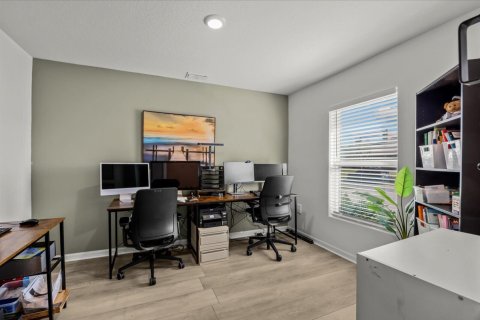 Casa en venta en Port St. Lucie, Florida, 4 dormitorios, 167.78 m2 № 2078272 - foto 8