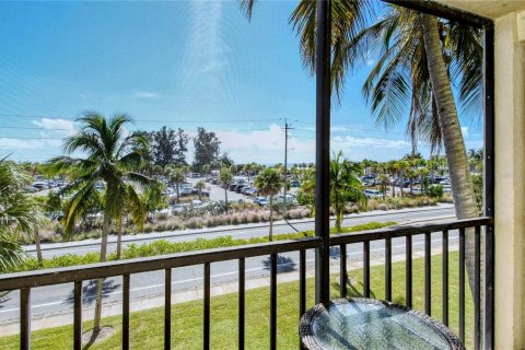 Condominio en venta en Sarasota, Florida, 2 dormitorios, 69.96 m2 № 1919247 - foto 8