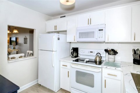 Condominio en venta en Sarasota, Florida, 2 dormitorios, 69.96 m2 № 1919247 - foto 13
