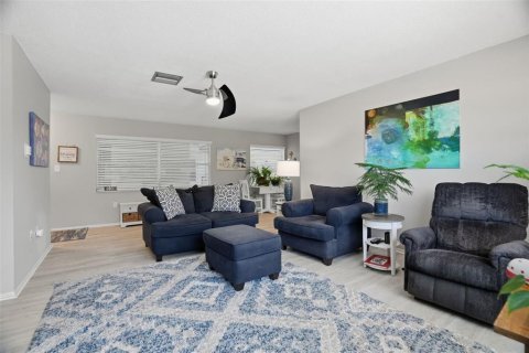 Condominio en venta en Dunedin, Florida, 3 dormitorios, 121.24 m2 № 2107062 - foto 9