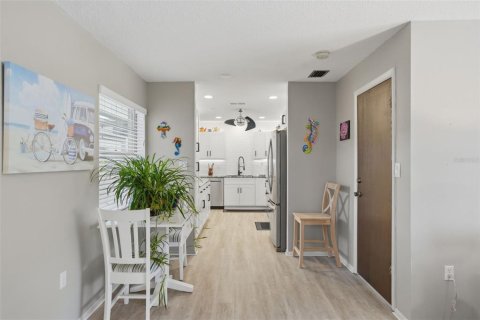 Condominio en venta en Dunedin, Florida, 3 dormitorios, 121.24 m2 № 2107062 - foto 5