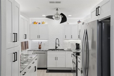 Condominio en venta en Dunedin, Florida, 3 dormitorios, 121.24 m2 № 2107062 - foto 12