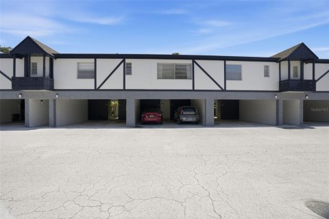 Condominio en Dunedin, Florida, 3 dormitorios № 2107062