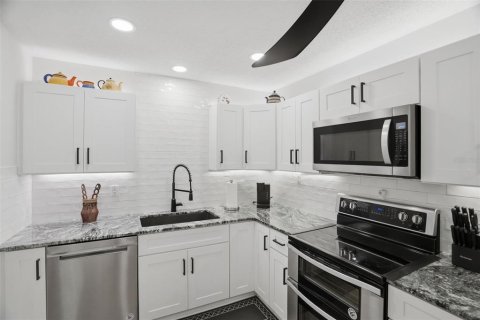 Condominio en venta en Dunedin, Florida, 3 dormitorios, 121.24 m2 № 2107062 - foto 16