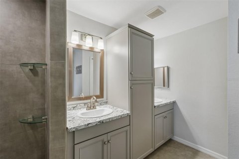 Villa ou maison à vendre à Cape Coral, Floride: 4 chambres, 159.05 m2 № 2120355 - photo 19