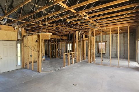 House in Winter Park, Florida 4 bedrooms, 166.11 sq.m. № 1584702 - photo 30