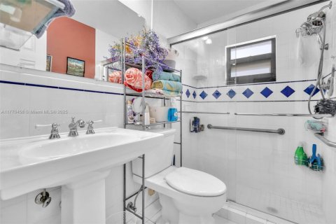 Casa en venta en Deerfield Beach, Florida, 2 dormitorios, 137.31 m2 № 1939828 - foto 21