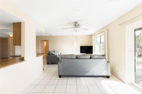 Casa en venta en Punta Gorda, Florida, 2 dormitorios, 157.84 m2 № 1517664 - foto 16