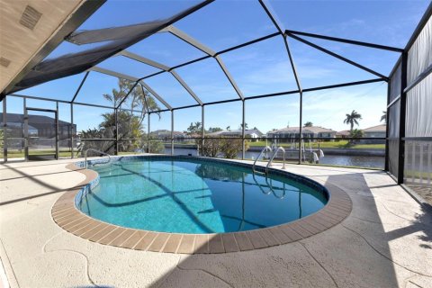Casa en venta en Punta Gorda, Florida, 2 dormitorios, 157.84 m2 № 1517664 - foto 4