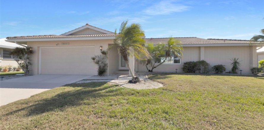 Casa en Punta Gorda, Florida 2 dormitorios, 157.84 m2 № 1517664