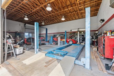 Commercial property in Port Charlotte, Florida № 1808244 - photo 8