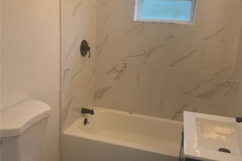 Снять в аренду виллу или дом в Лейк-Уэльс, Флорида 3 спальни, 107.02м2, № 1793521 - фото 15