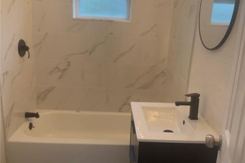 Снять в аренду виллу или дом в Лейк-Уэльс, Флорида 3 спальни, 107.02м2, № 1793521 - фото 18