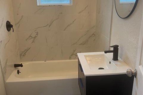 Снять в аренду виллу или дом в Лейк-Уэльс, Флорида 3 спальни, 107.02м2, № 1793521 - фото 9