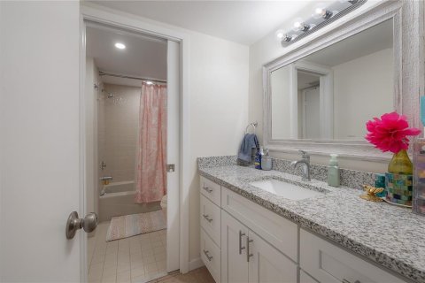 Adosado en venta en Clearwater, Florida, 2 dormitorios, 178.47 m2 № 1791232 - foto 6