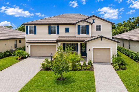 Casa en Bradenton, Florida 5 dormitorios, 309.92 m2 № 2371975