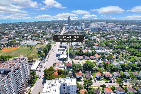 Propiedad comercial en venta en Miami, Florida, 225.57 m2 № 2039890 - foto 5