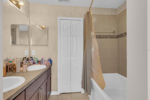 Copropriété à vendre à Kissimmee, Floride: 3 chambres, 128.39 m2 № 2411678 - photo 18