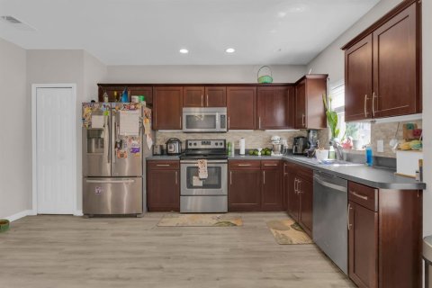Copropriété à vendre à Kissimmee, Floride: 3 chambres, 128.39 m2 № 2411678 - photo 9