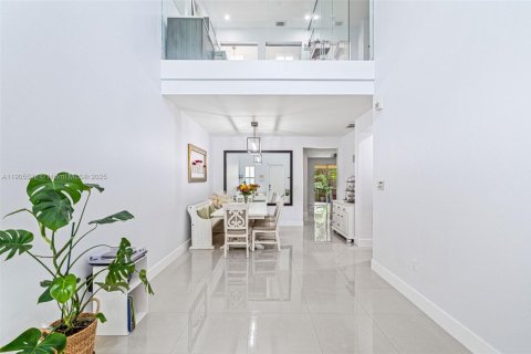 Adosado en venta en Doral, Florida, 3 dormitorios, 186.55 m2 № 2013192 - foto 5