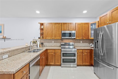 Adosado en venta en Doral, Florida, 3 dormitorios, 186.55 m2 № 2013192 - foto 13