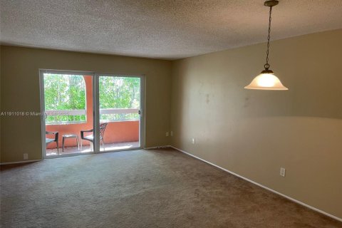 Condo in Miami, Florida, 1 bedroom  № 2016425