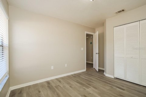 Villa ou maison à louer à Kissimmee, Floride: 3 chambres, 144.37 m2 № 2113334 - photo 12