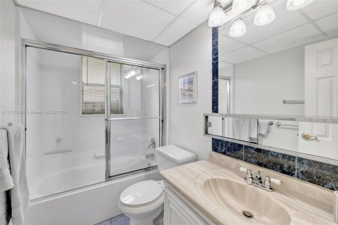 Condominio en venta en Lauderdale Lakes, Florida, 2 dormitorios, 93.83 m2 № 1929611 - foto 18
