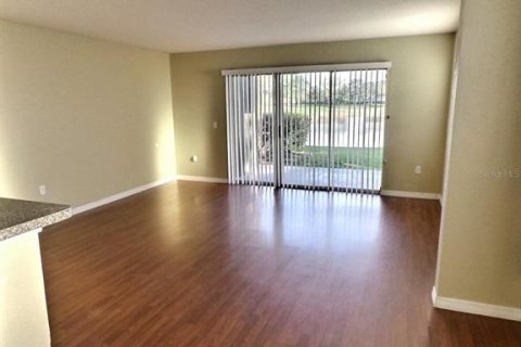 Copropriété à vendre à Orlando, Floride: 2 chambres, 128.95 m2 № 2234574 - photo 2