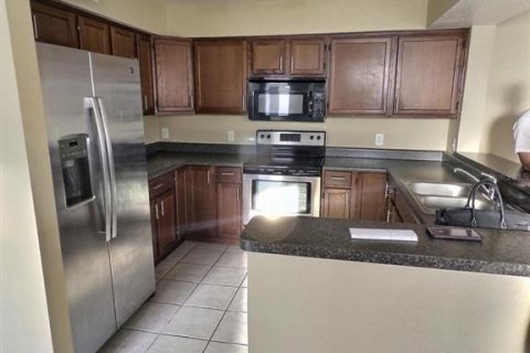 Copropriété à vendre à Orlando, Floride: 2 chambres, 128.95 m2 № 2234574 - photo 3