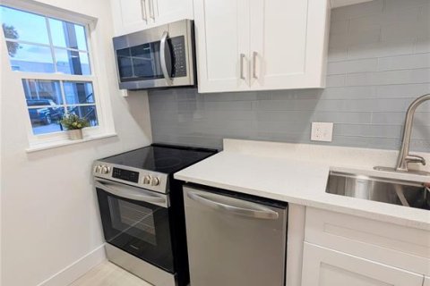 Copropriété à vendre à Tampa, Floride: 2 chambres, 86.21 m2 № 2371749 - photo 4