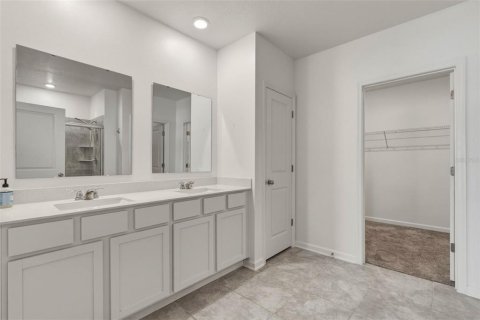 Villa ou maison à louer à Kissimmee, Floride: 4 chambres, 178.56 m2 № 2395815 - photo 8