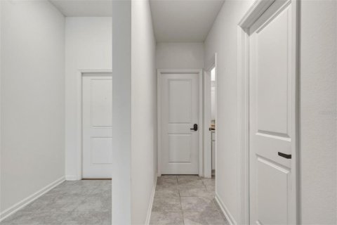 Villa ou maison à louer à Kissimmee, Floride: 4 chambres, 178.56 m2 № 2395815 - photo 5