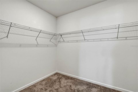 Villa ou maison à louer à Kissimmee, Floride: 4 chambres, 178.56 m2 № 2395815 - photo 9