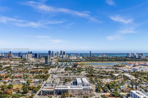 Copropriété à vendre à Hallandale Beach, Floride: 1 chambre, 71.53 m2 № 2023733 - photo 3