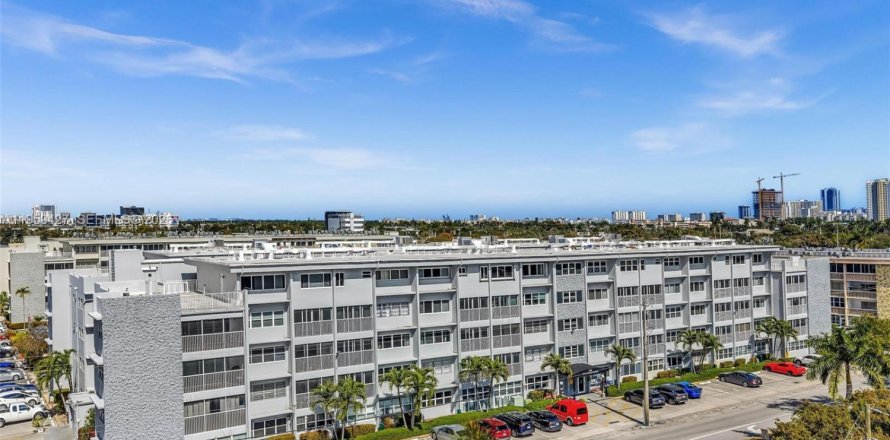 Condo à Hallandale Beach, Floride, 1 chambre  № 2023733