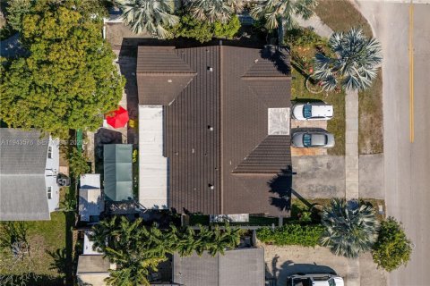 Купить виллу или дом в Катлер-Бей, Флорида 6 спален, 204.2м2, № 2079991 - фото 4