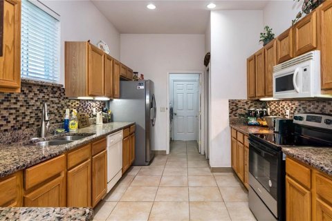 Casa en venta en Leesburg, Florida, 3 dormitorios, 147.9 m2 № 1873208 - foto 9