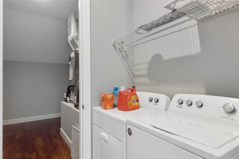 Apartamento en alquiler en Windermere, Florida, 3 dormitorios, 134.71 m2 № 2234703 - foto 5