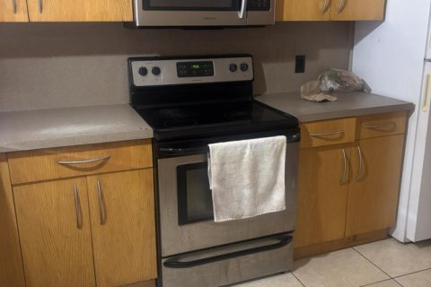 Condo in Davie, Florida, 2 bedrooms  № 2382931 - photo 3